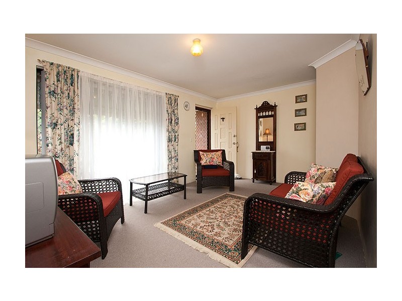 18 Clint Way, Calista WA 6167