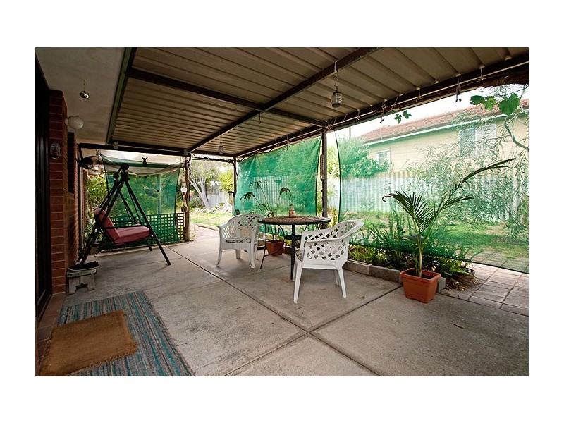 18 Clint Way, Calista WA 6167