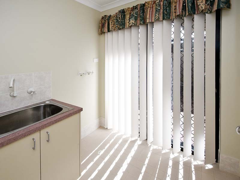 9/24 Royal Palm Drive, Warnbro WA 6169