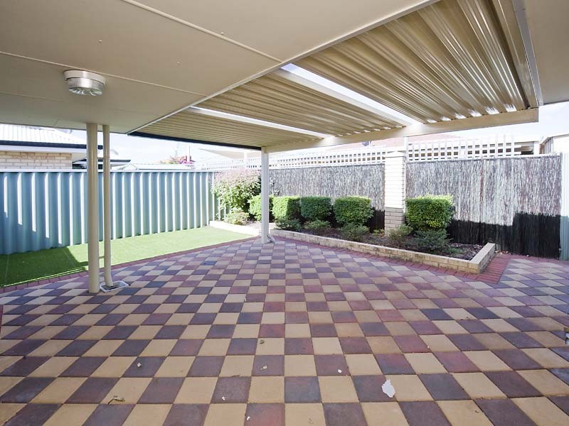 9/24 Royal Palm Drive, Warnbro WA 6169