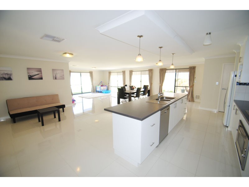 3 Jezabeel Street, Baldivis WA 6171