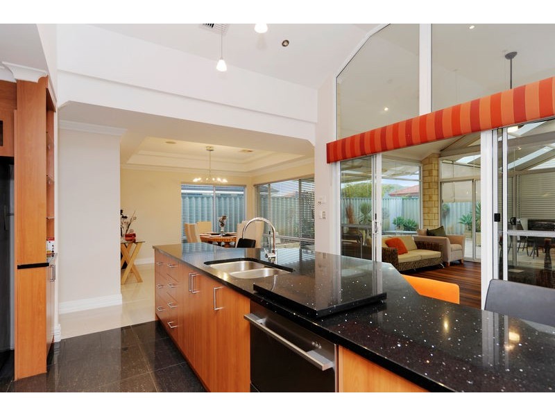 23 Carlingford Drive, Port Kennedy WA 6172