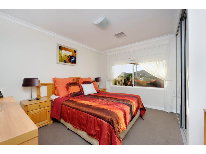 23 Carlingford Drive, Port Kennedy WA 6172