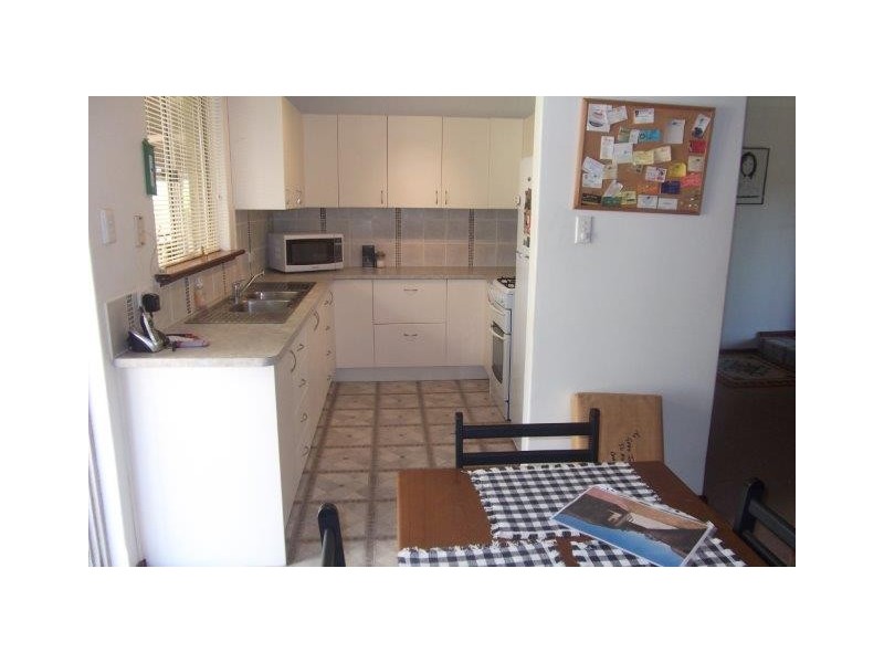 20 Cambridge Crescent, Cooloongup WA 6168
