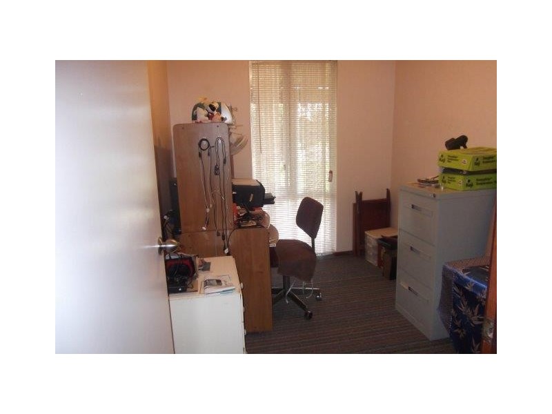 20 Cambridge Crescent, Cooloongup WA 6168