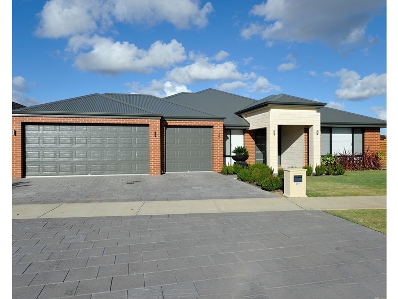 37 Makybe Drv, Baldivis WA 6171