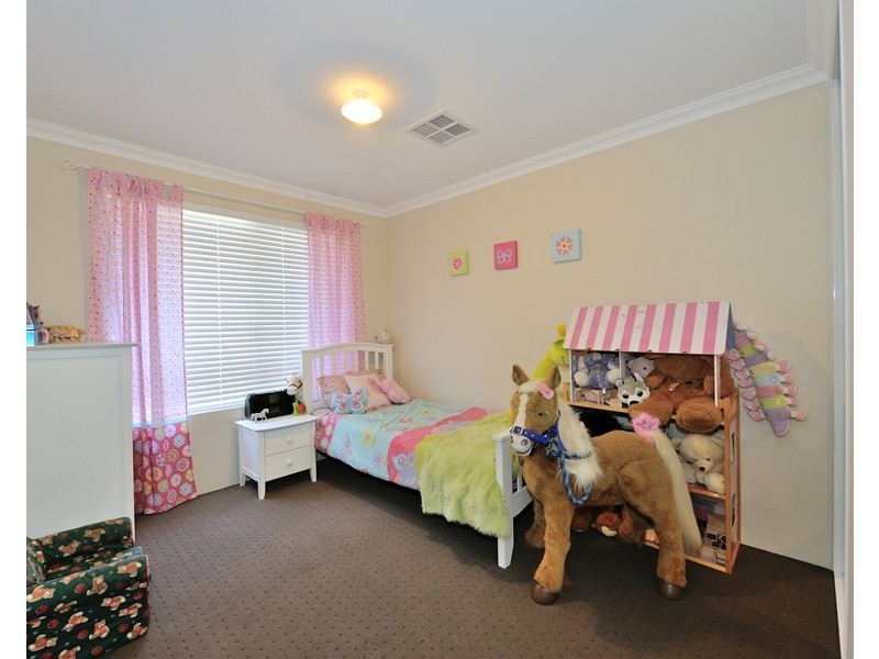 37 Makybe Drv, Baldivis WA 6171