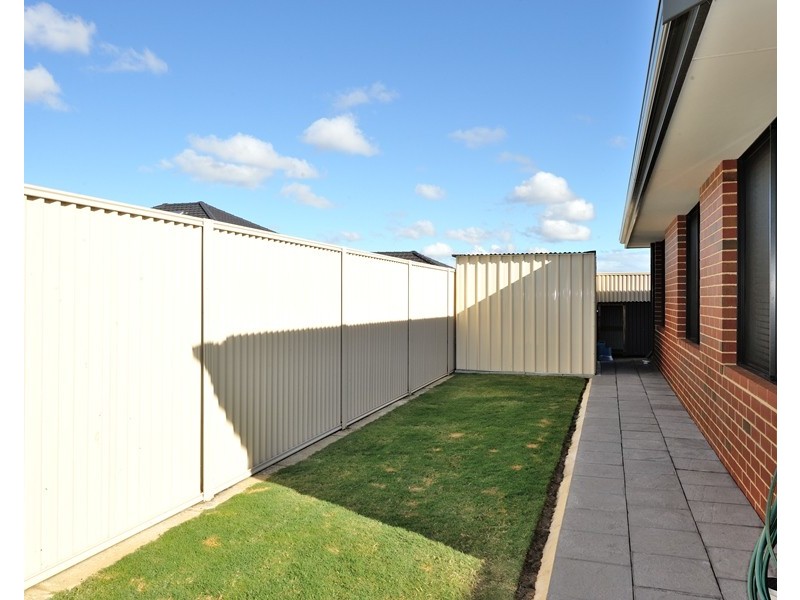 37 Makybe Drv, Baldivis WA 6171
