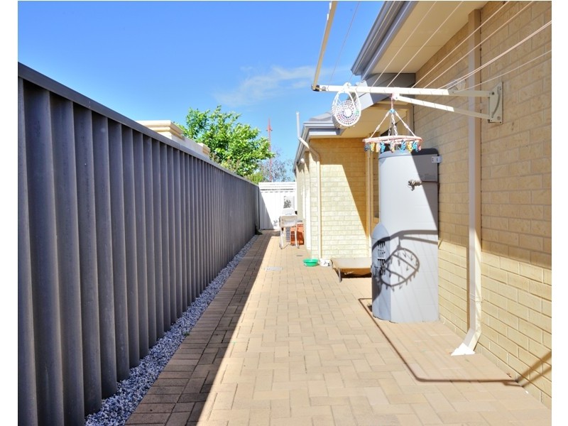 18 Flame Tree Loop, Baldivis WA 6171