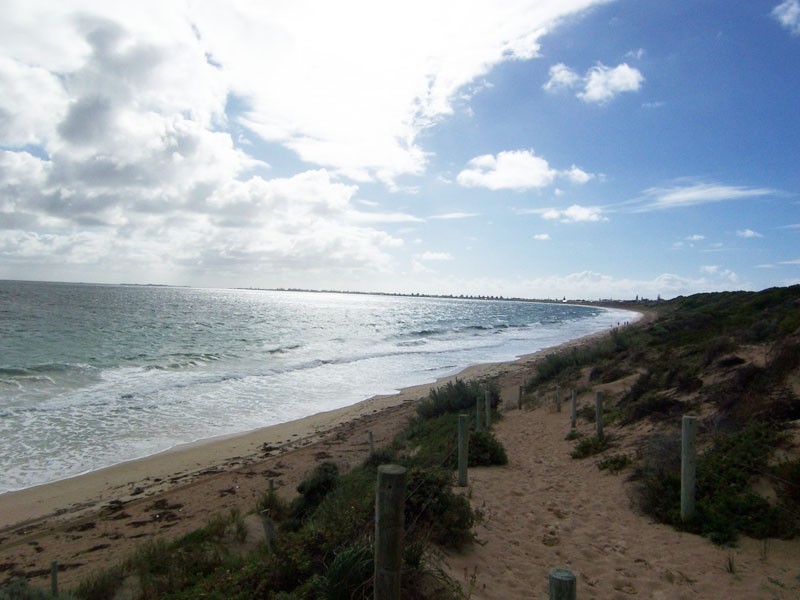 69 Fendam St, Warnbro WA 6169