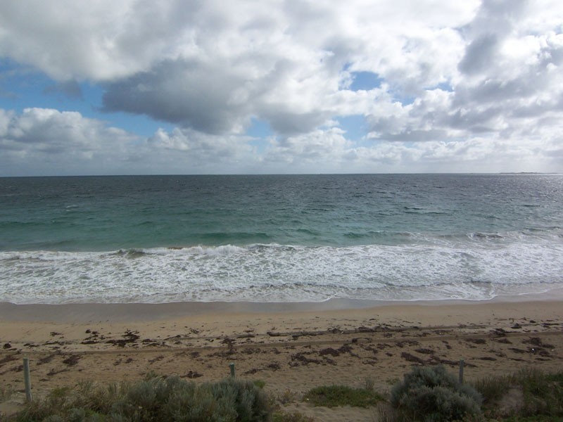 69 Fendam St, Warnbro WA 6169