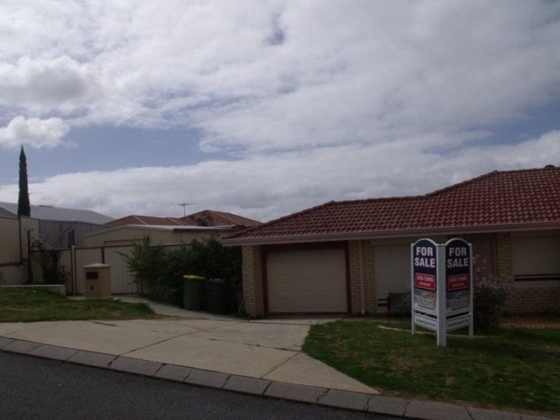 4 Fitzsimmonds Place, Leda WA 6170
