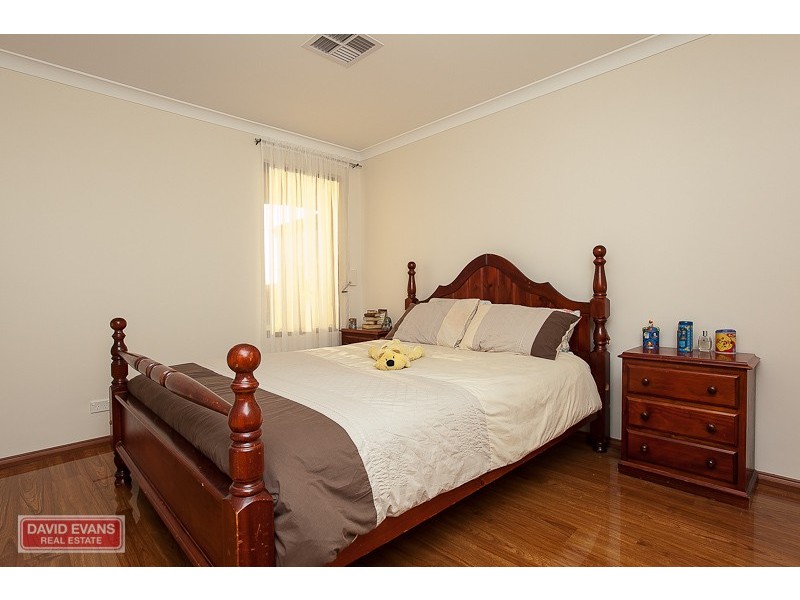 30 Athens Entrance, Port Kennedy WA 6172