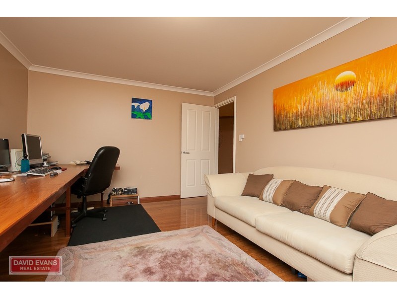 30 Athens Entrance, Port Kennedy WA 6172