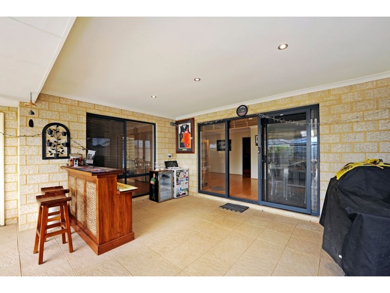 96 Fisher Street, Rockingham WA 6168