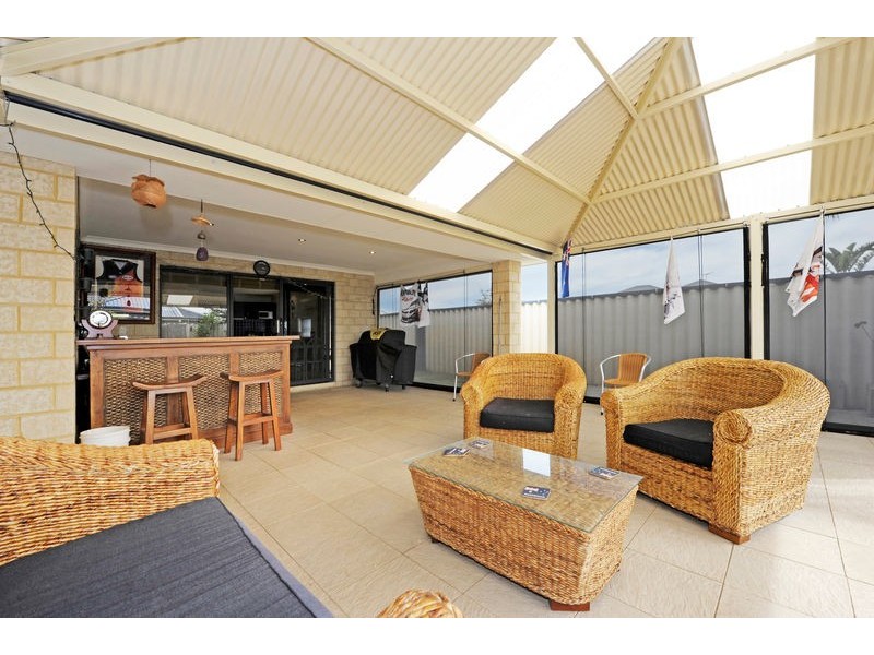 96 Fisher Street, Rockingham WA 6168