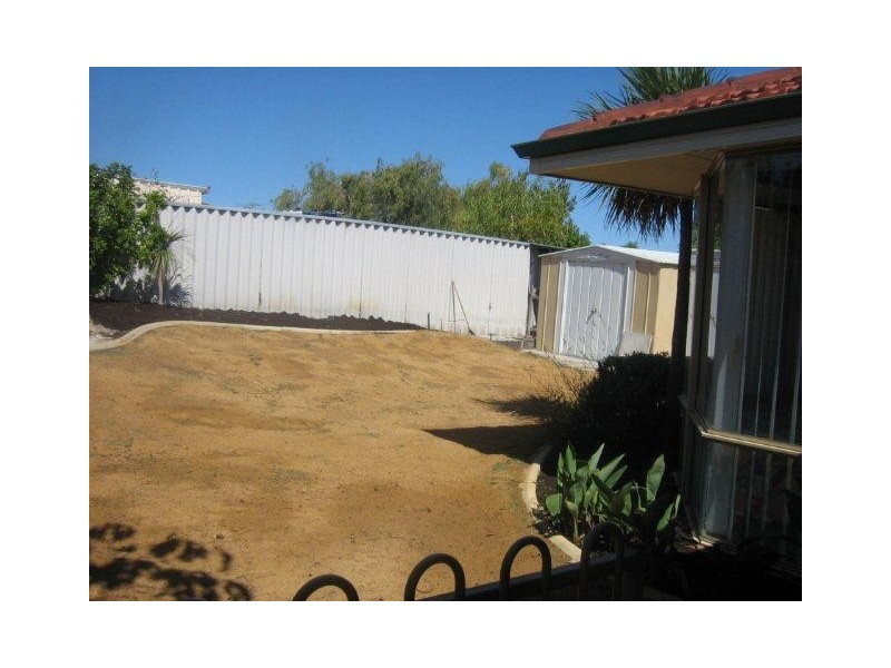 206 Currie Street, Warnbro WA 6169