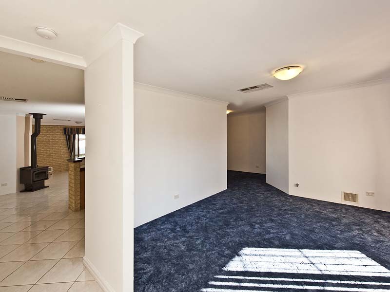 14 Daley Court, Rockingham WA 6168