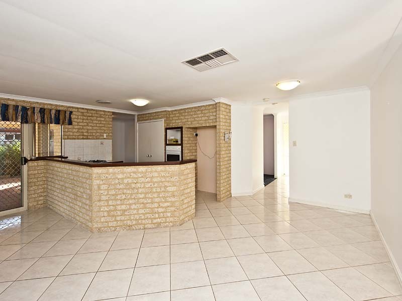 14 Daley Court, Rockingham WA 6168