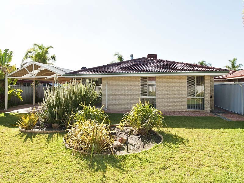 14 Daley Court, Rockingham WA 6168
