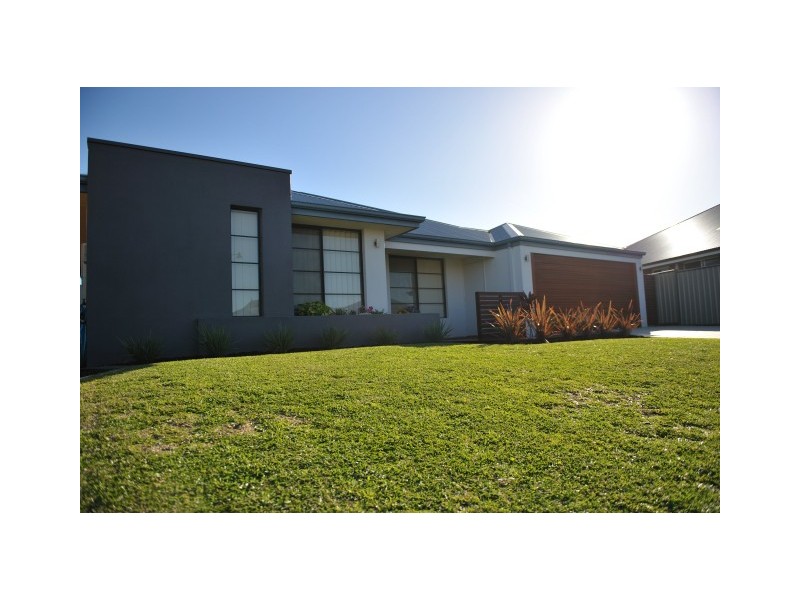 32 Kookynie Loop, Baldivis WA 6171