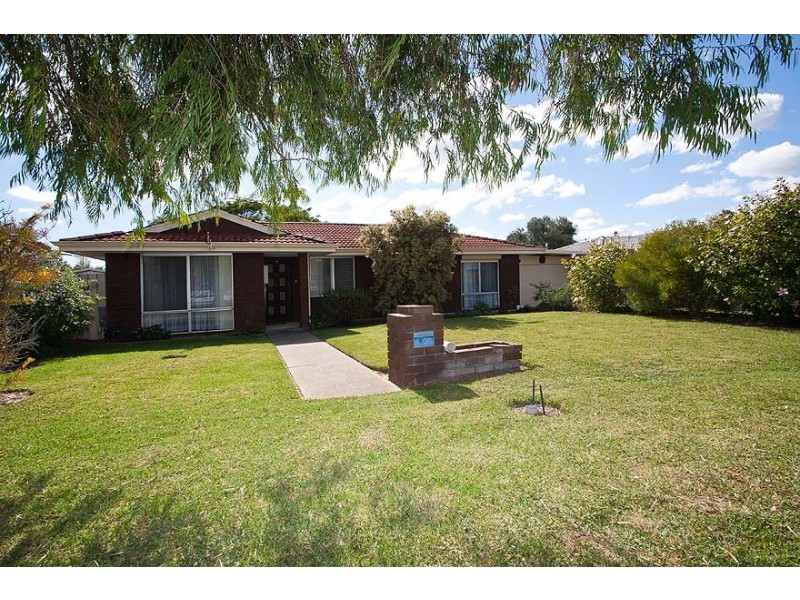 15 Mariano Court, Rockingham WA 6168