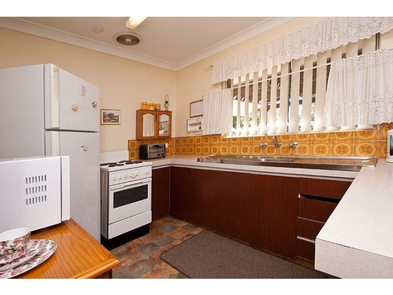 15 Mariano Court, Rockingham WA 6168