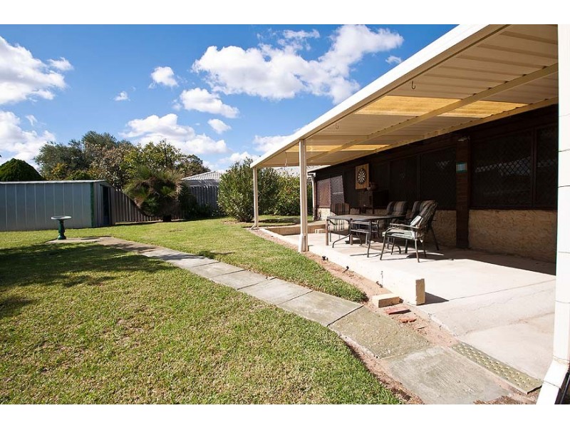 15 Mariano Court, Rockingham WA 6168