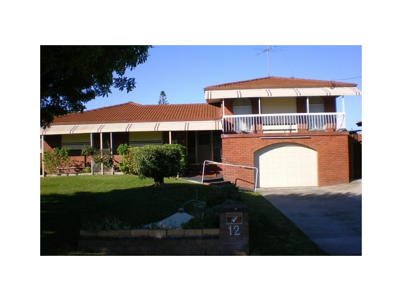 12 Fifth Avenue, Shoalwater WA 6169