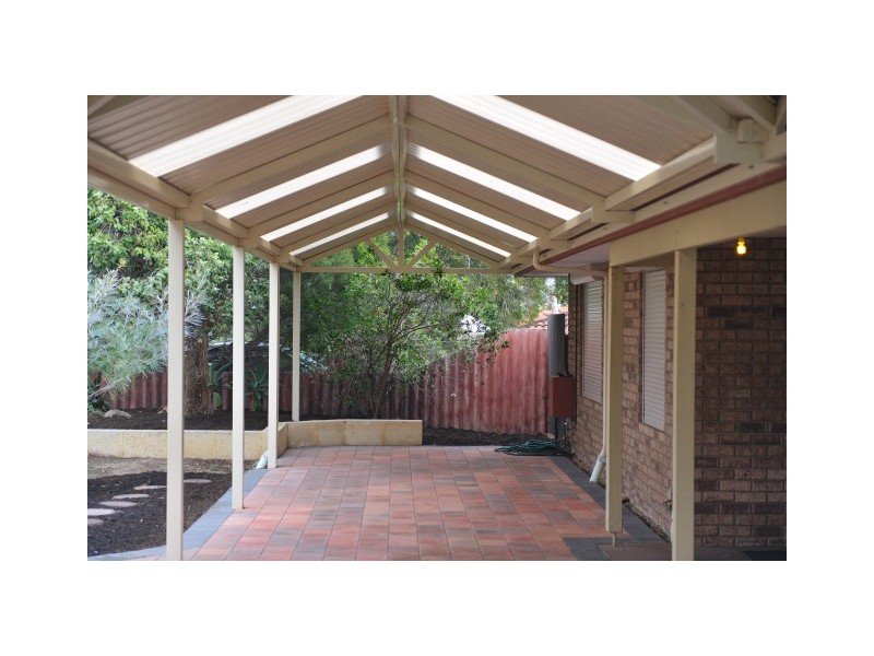 100 Parkway Rd, Bibra Lake WA 6163