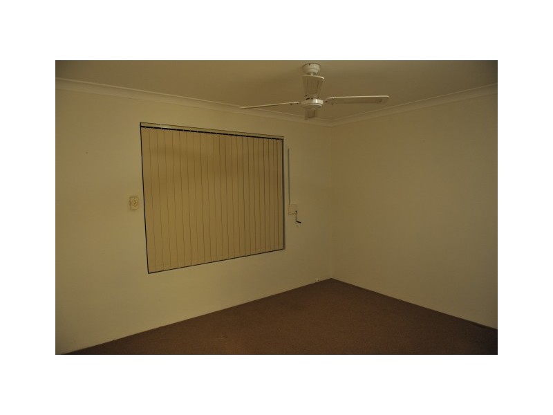 100 Parkway Rd, Bibra Lake WA 6163