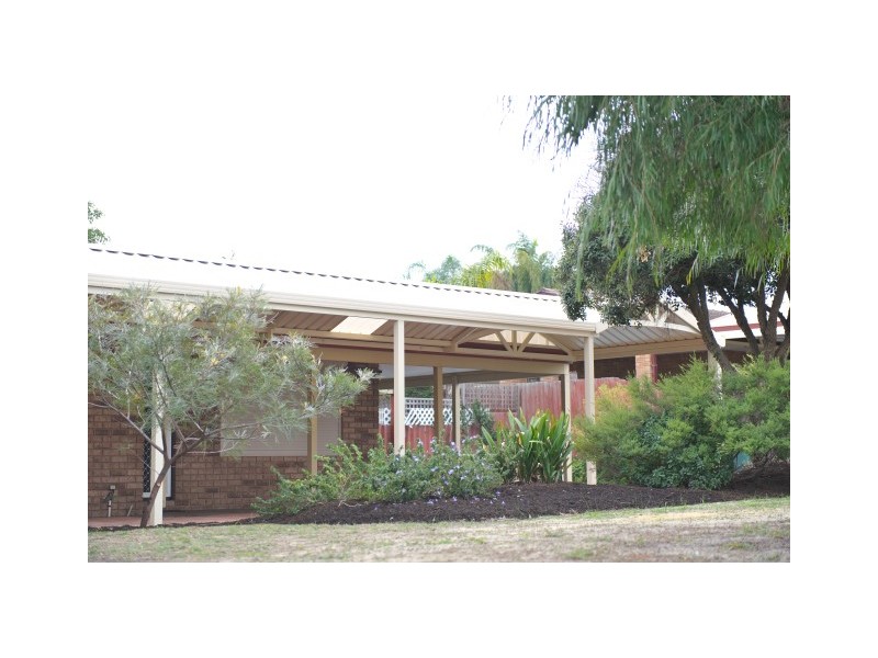 100 Parkway Rd, Bibra Lake WA 6163