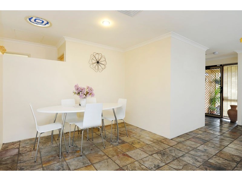 6 Mends Way, Waikiki WA 6169