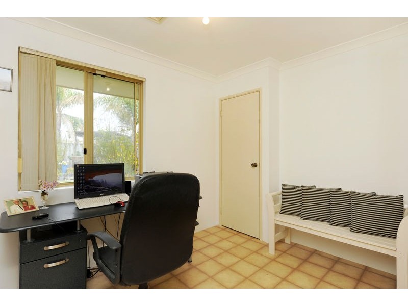 6 Mends Way, Waikiki WA 6169