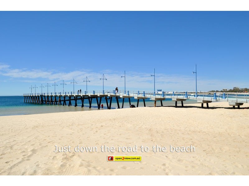 1 Chalwell Street, Rockingham WA 6168