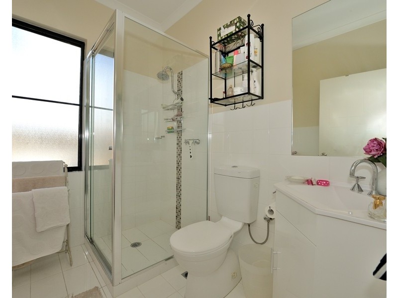 1/8 Pensioner Guard Rd, North Fremantle WA 6159