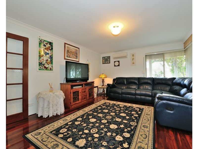 56 Jamaican Rd, Waikiki WA 6169