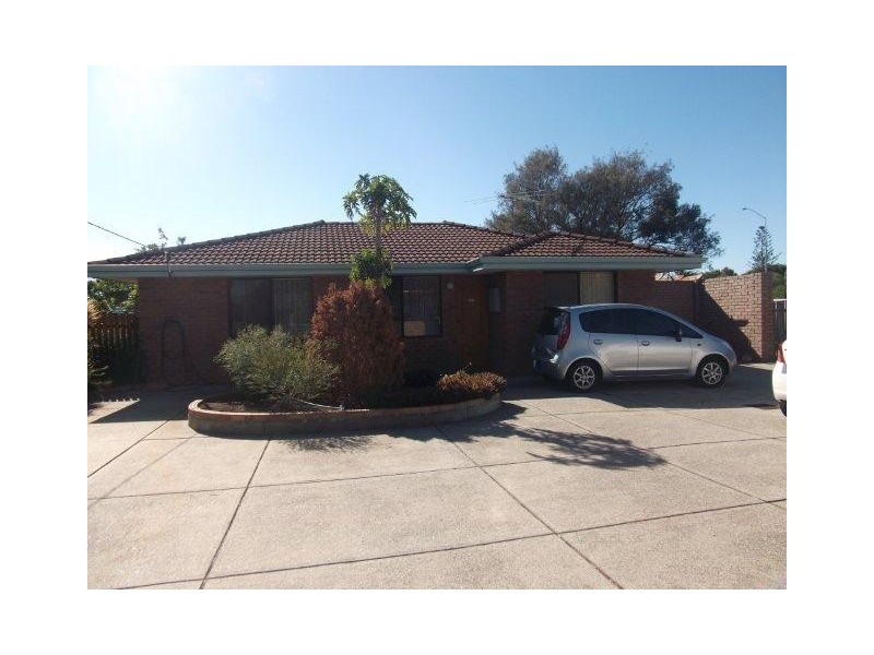 101 Council Avenue, Rockingham WA 6168