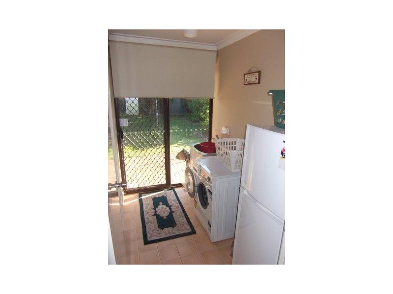 8 Greta Court, Cooloongup WA 6168