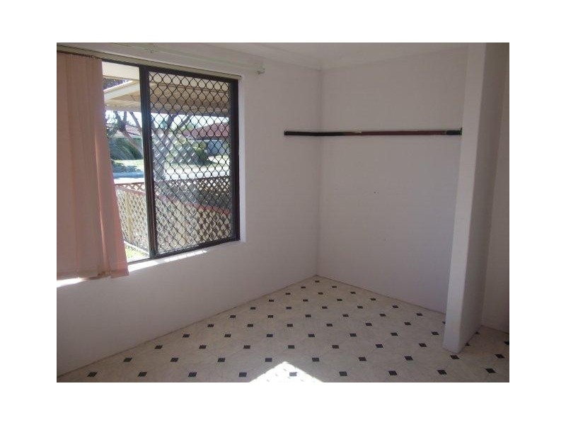 10 Wooramel Way, Cooloongup WA 6168