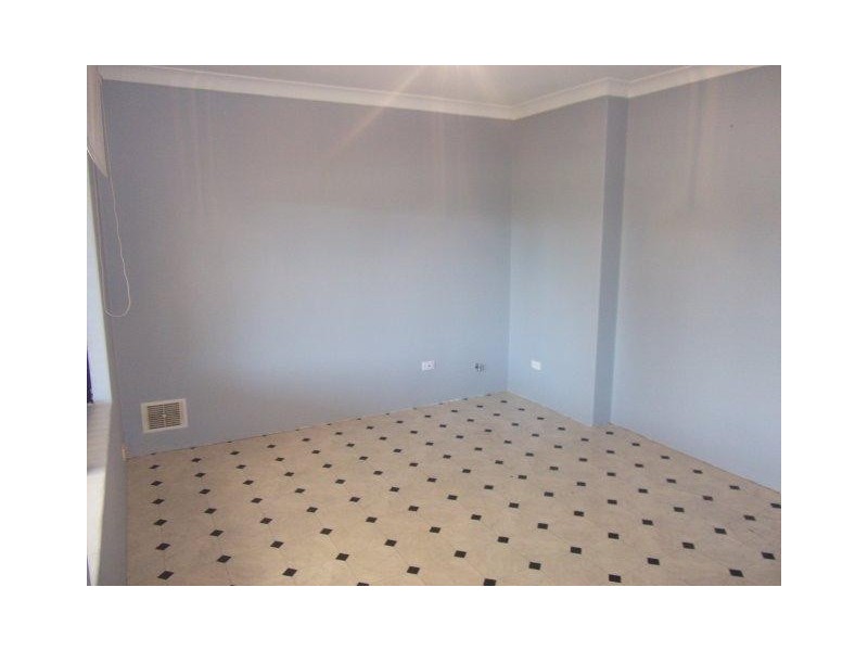 10 Wooramel Way, Cooloongup WA 6168