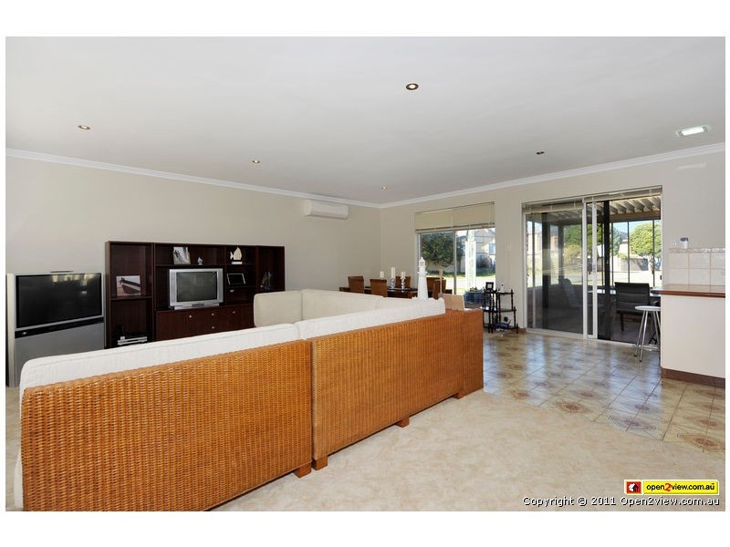 139 Penguin Road, Safety Bay WA 6169