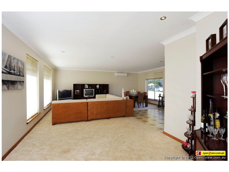 139 Penguin Road, Safety Bay WA 6169