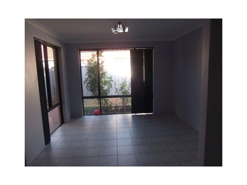 79 Zaragozza Drive, Port Kennedy WA 6172