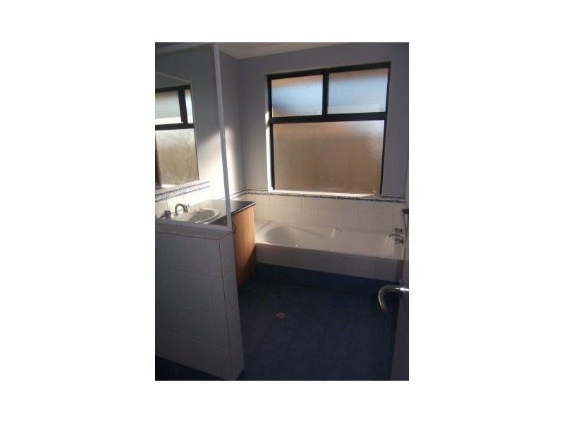 79 Zaragozza Drive, Port Kennedy WA 6172