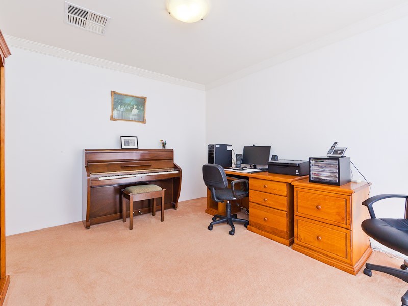 2 Delaporte Turn, Baldivis WA 6171