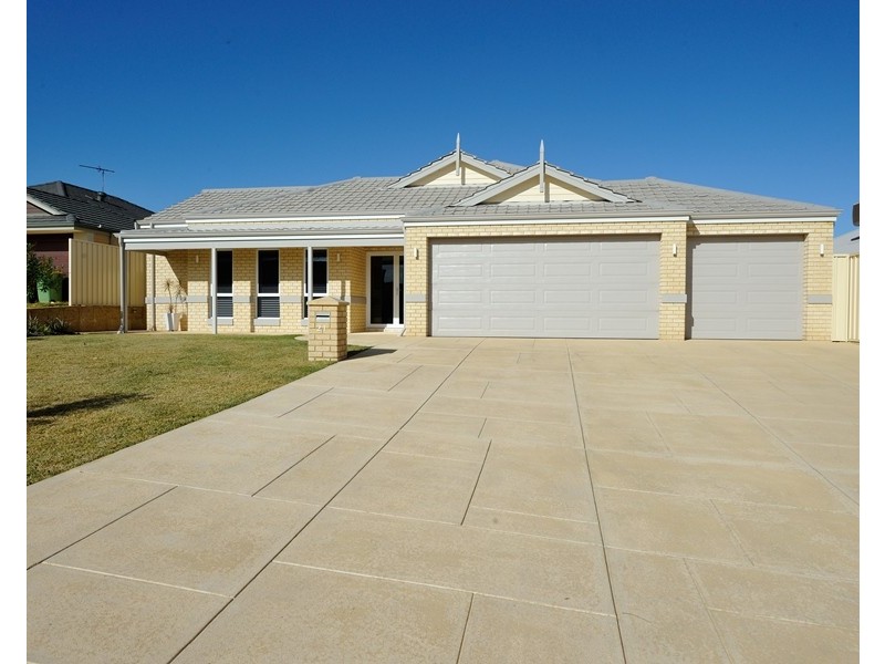 21 USHER MEANDER, Baldivis WA 6171