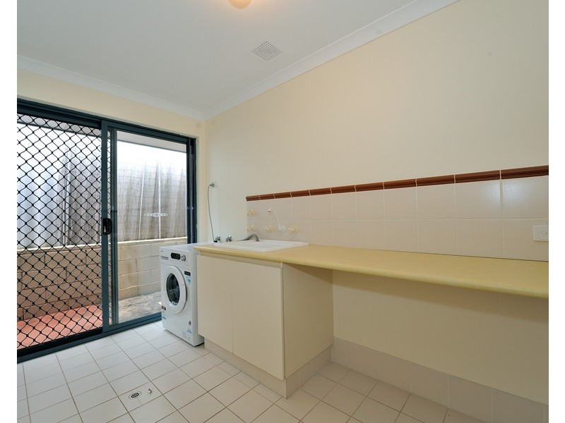 26 McCormick Street, Warnbro WA 6169