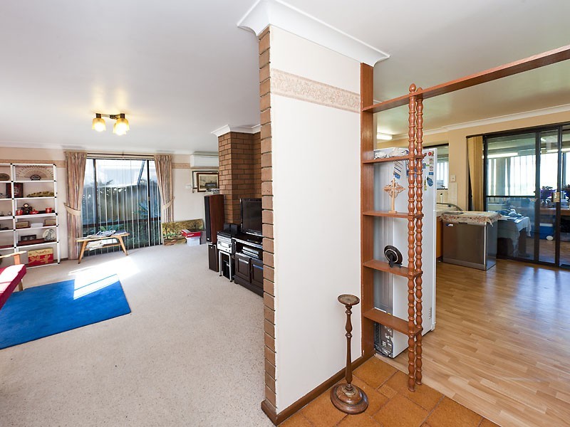 58 Waterton Way, Cooloongup WA 6168