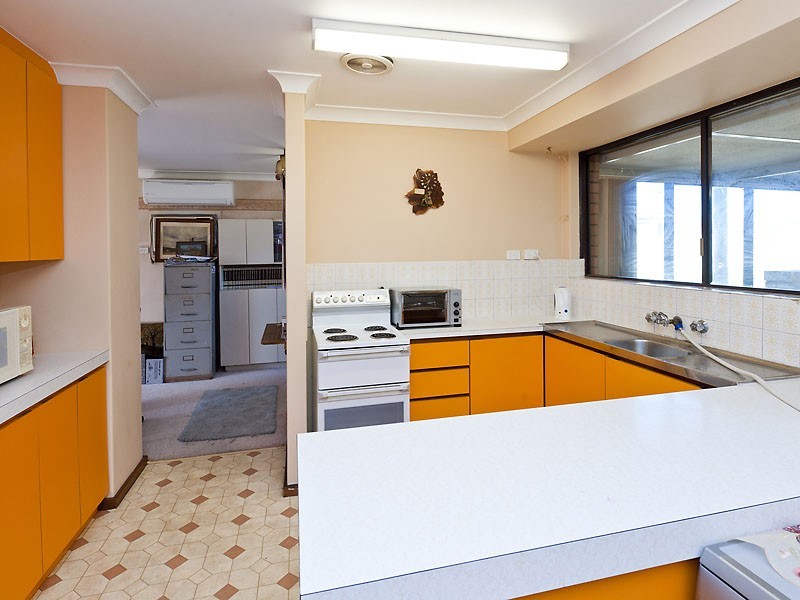 58 Waterton Way, Cooloongup WA 6168